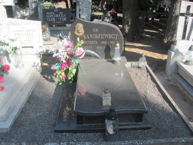 Grób Franciszek Janiszewski